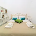 Napulitandream Santachiara Flat